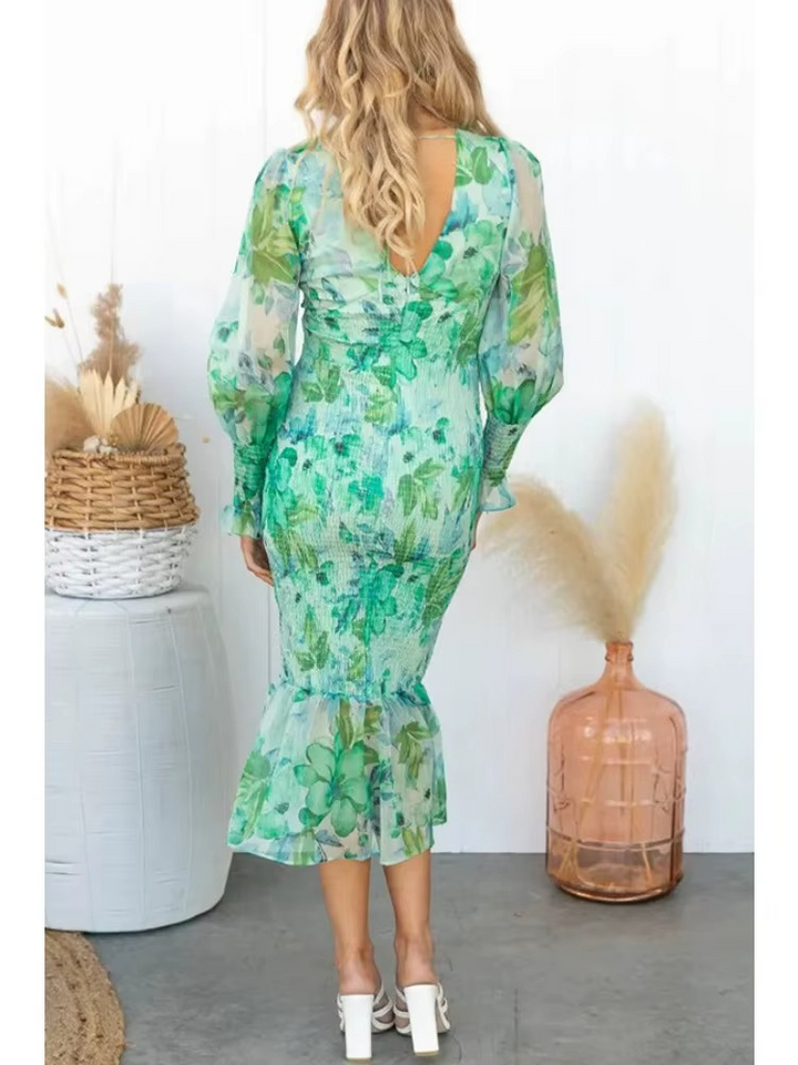 Sarah – Elegant Kjole i Tidløst Design – Perfekt til Begivenheder